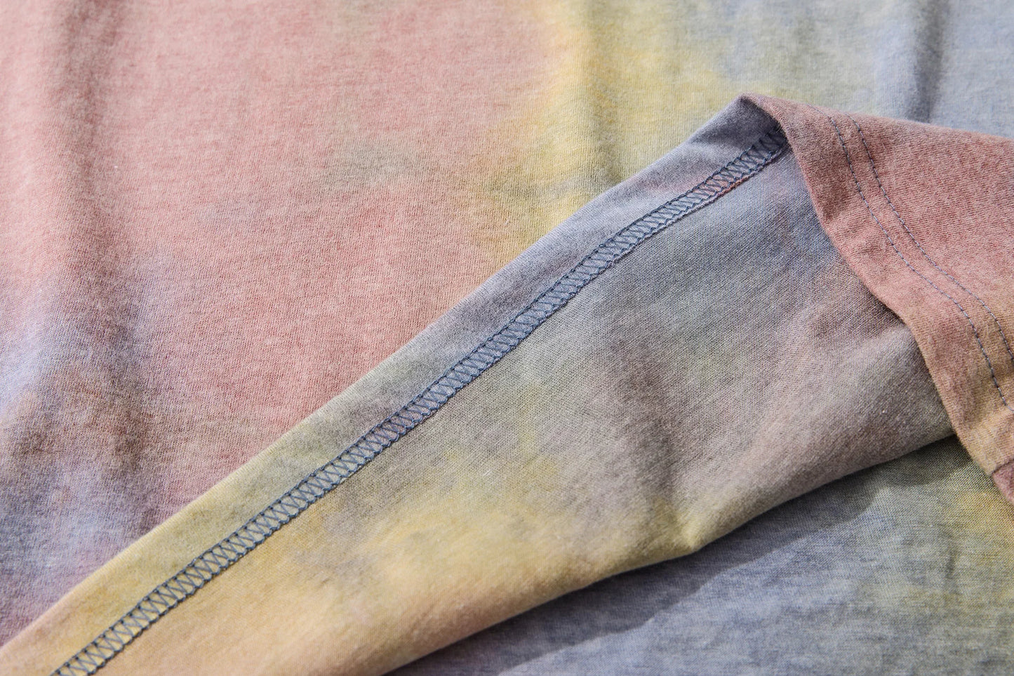 DAZE|HOOK Fade Wash Long Sleeve Tee